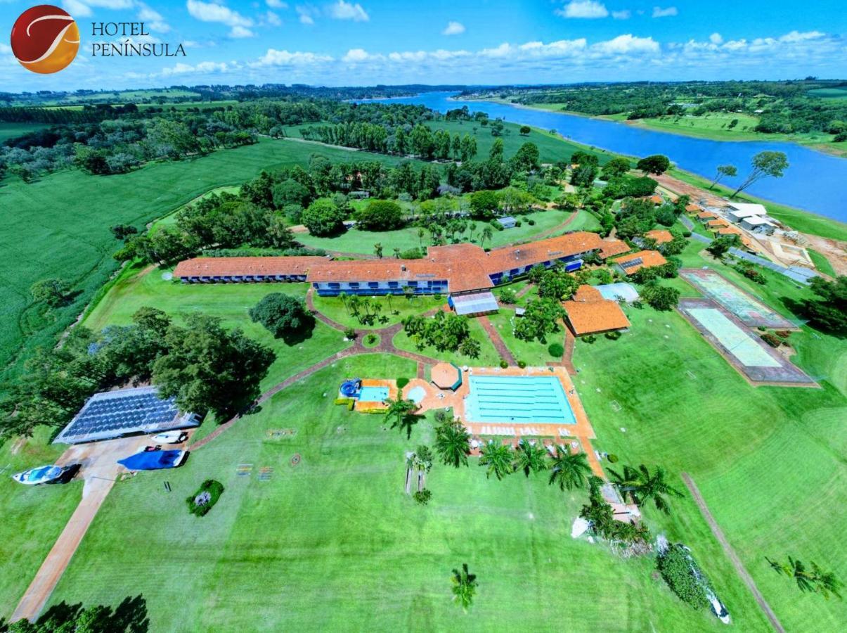 Hotel Peninsula Avaré Kültér fotó