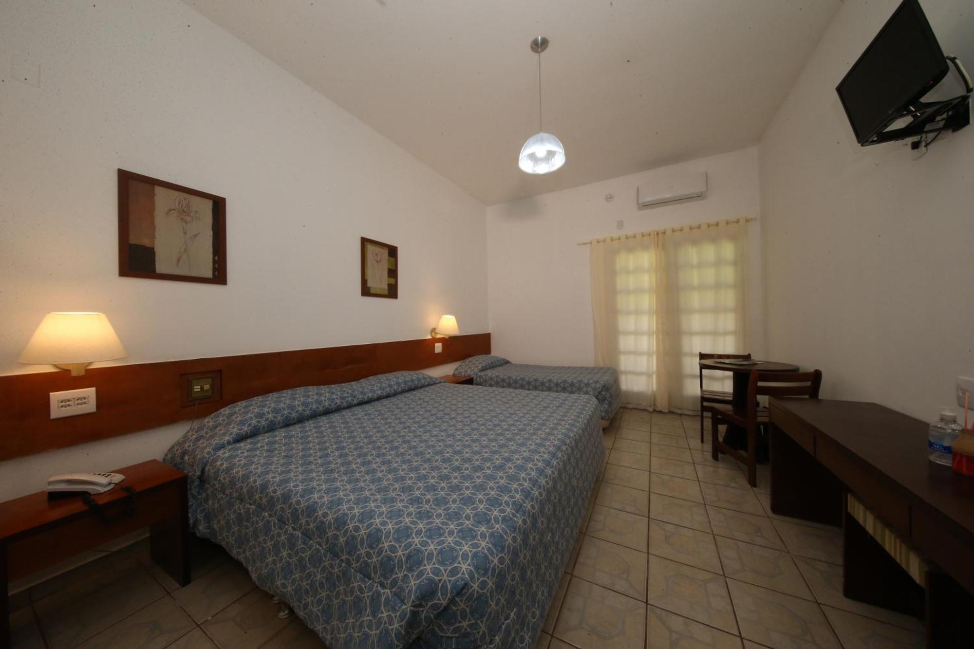 Hotel Peninsula Avaré Kültér fotó