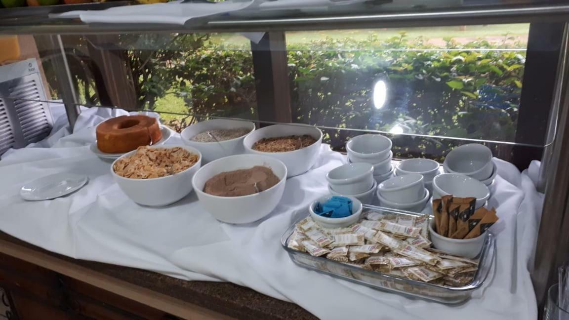 Hotel Peninsula Avaré Kültér fotó